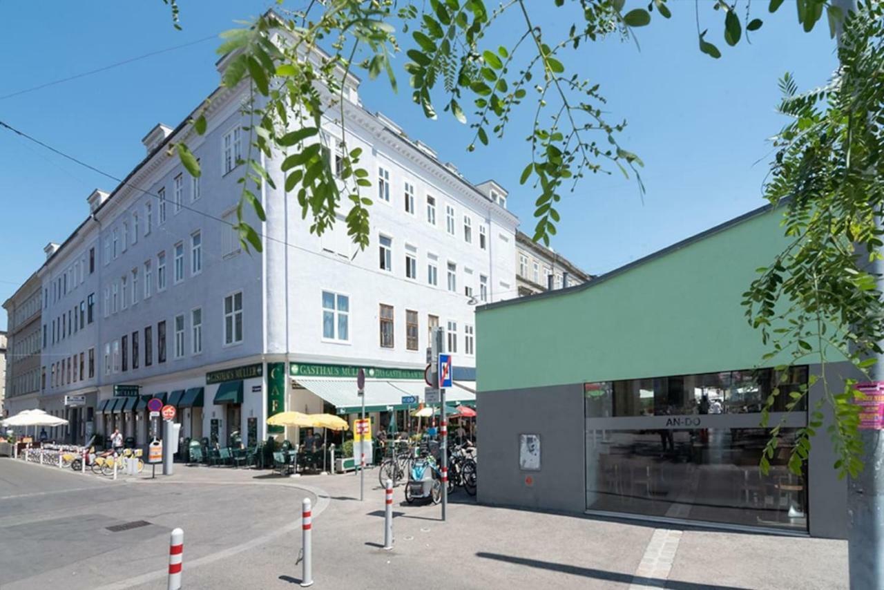 Sophies Place Yppenplatz - Imperial Lifestyle City Apartments Vienna Parking Exterior photo